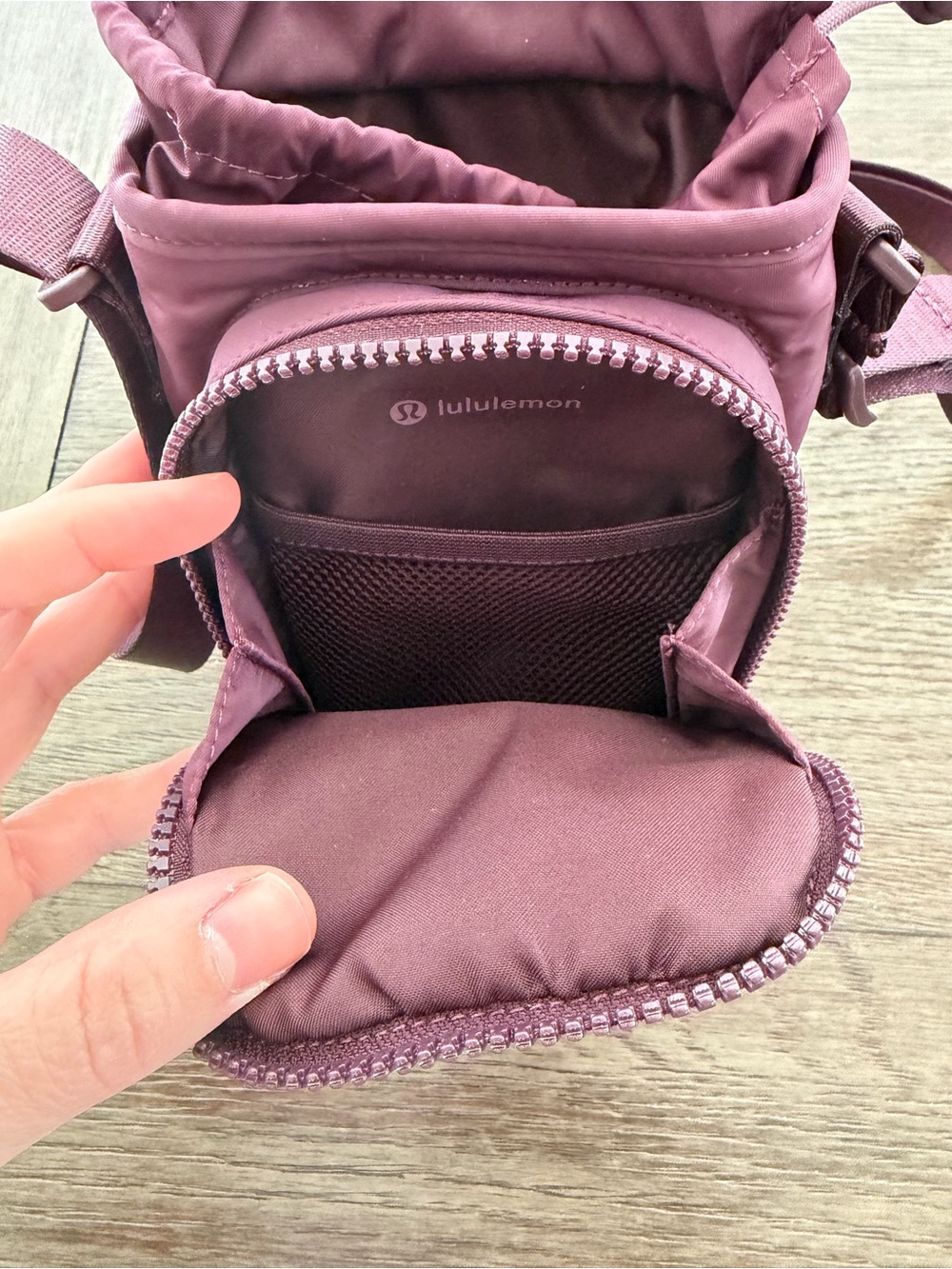 lululemon water bottle Crossbody - Picture 3 of 7